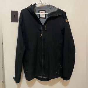 Men’s Fjallraven lightweight shell rain jacket